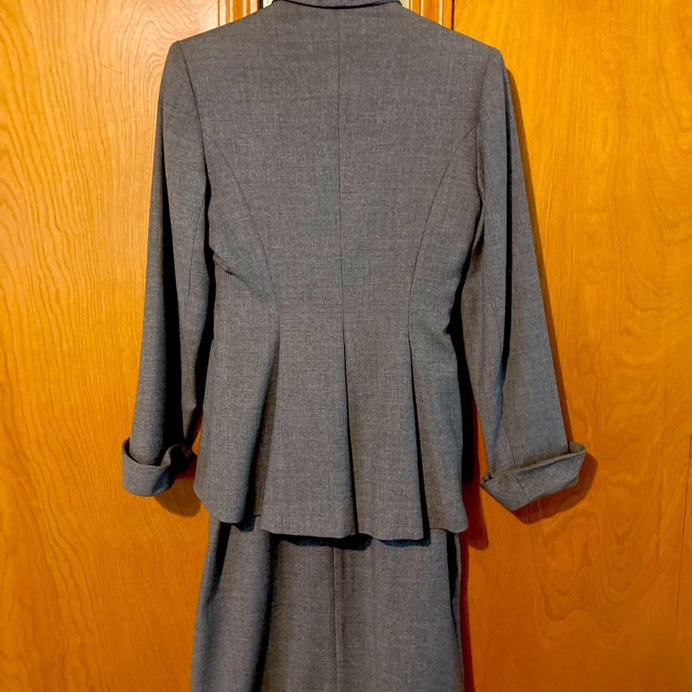 Vintage Lilli Ann California suit